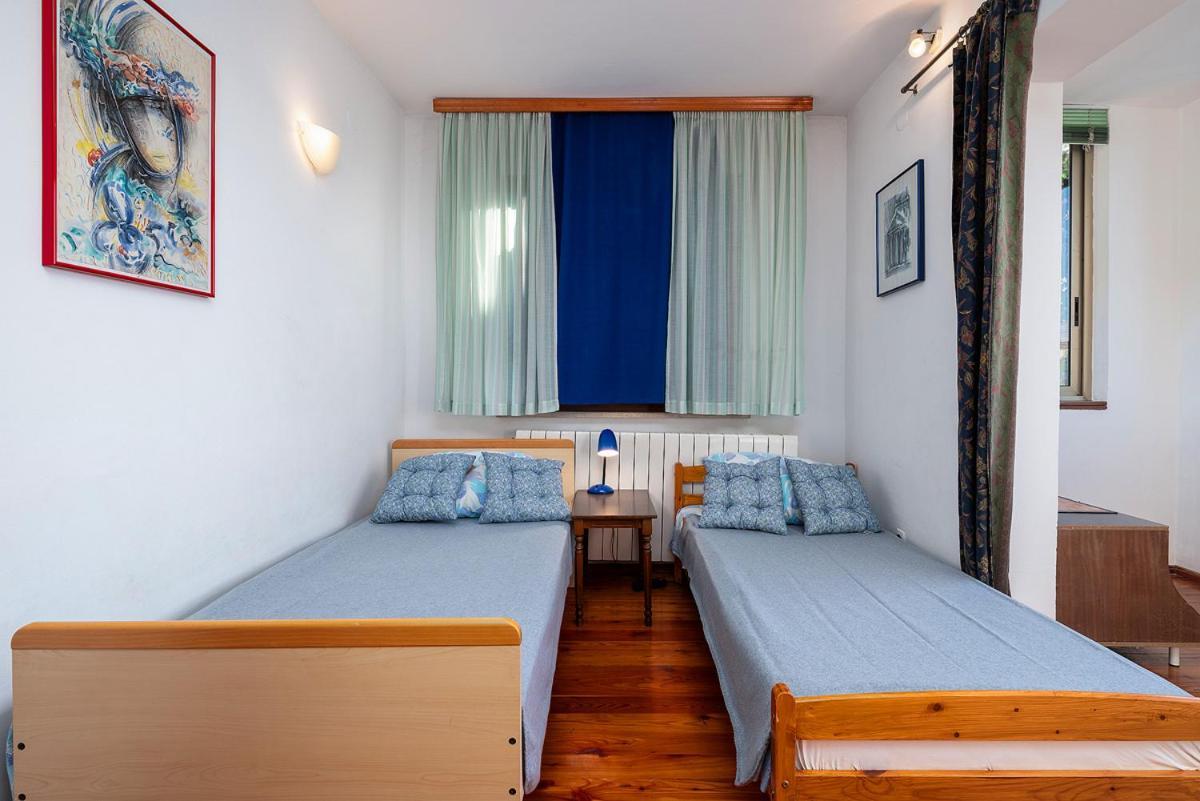 Big Swimming Pool Apartment Monvidal Pula Buitenkant foto